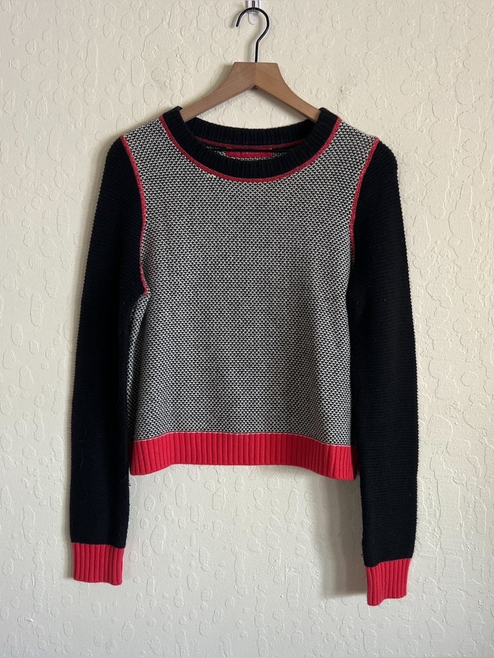 Krimson Klover Wool Nylon Boxy Crewneck Sweater Medium Black Red Textured Knit